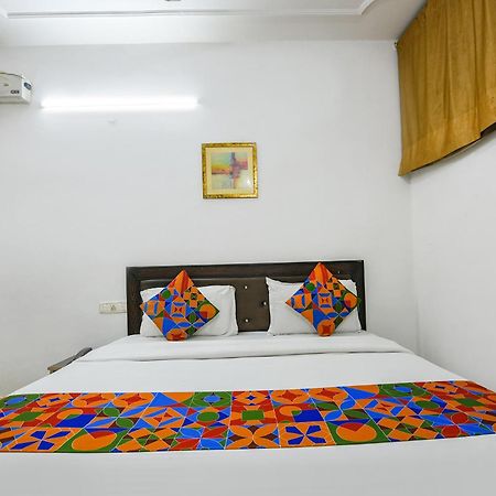 Hotel Fabexpress Diamond Sec 45 Chandīgarh Exterior foto