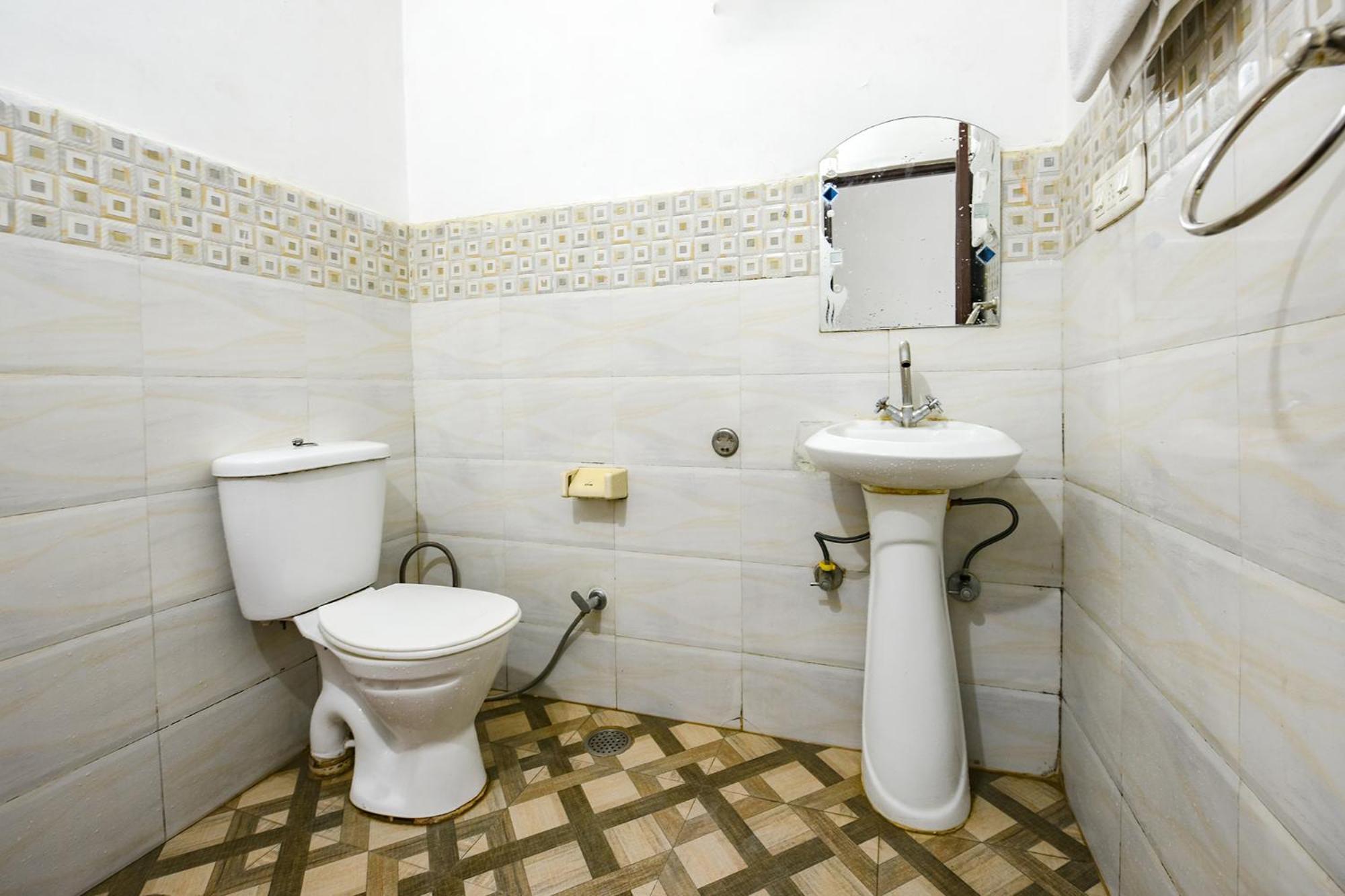 Hotel Fabexpress Diamond Sec 45 Chandīgarh Exterior foto